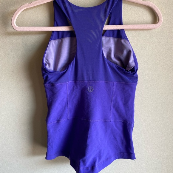 Lululemon - Picture 2 of 3